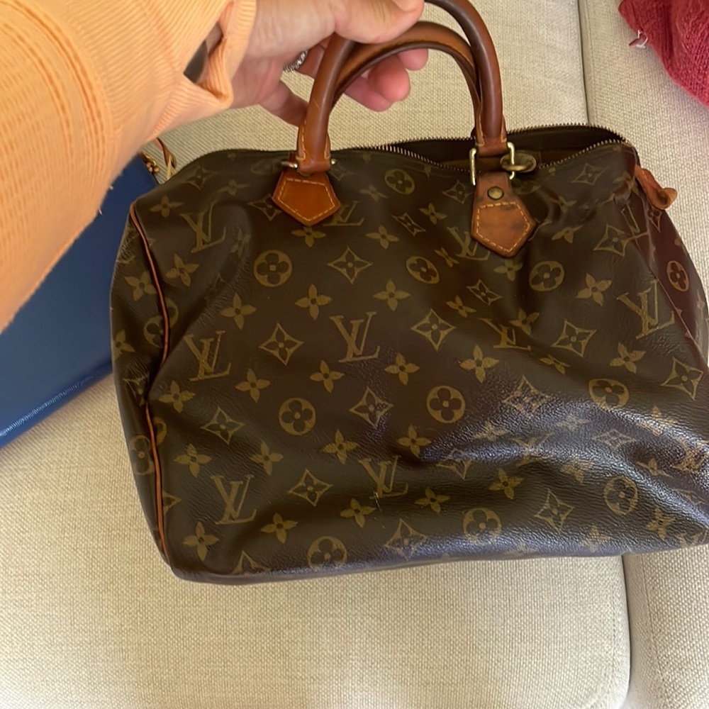 Louis Vuitton Speedy 30